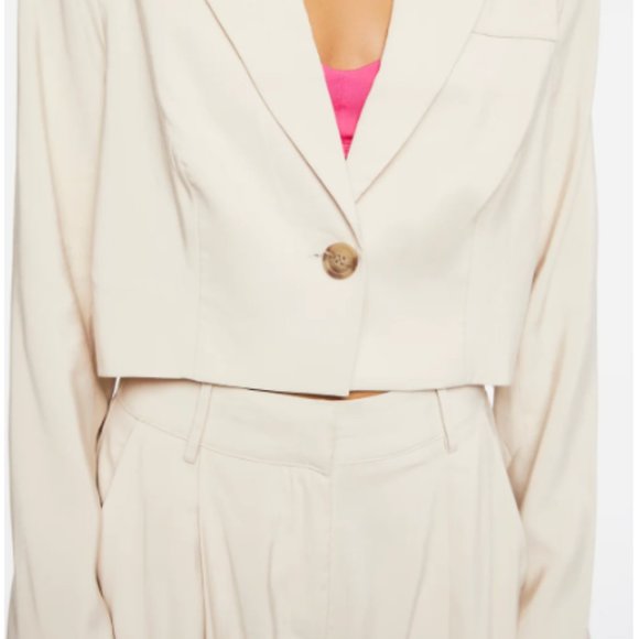 Forever 21 Cropped Blazer Size Small Cream NWT - Picture 5 of 8